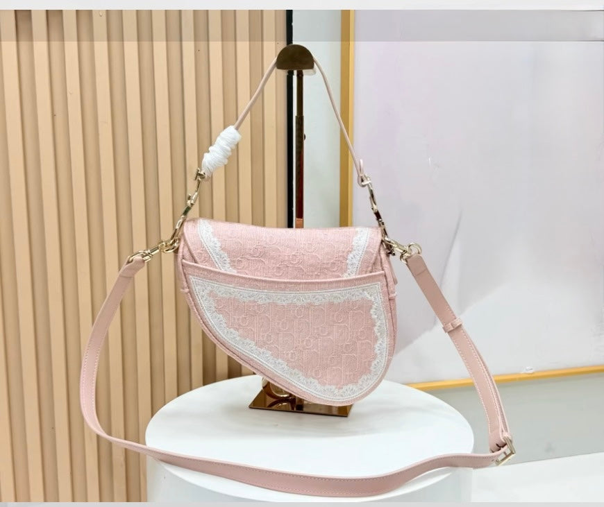 Dioramour Small Saddle Bag.