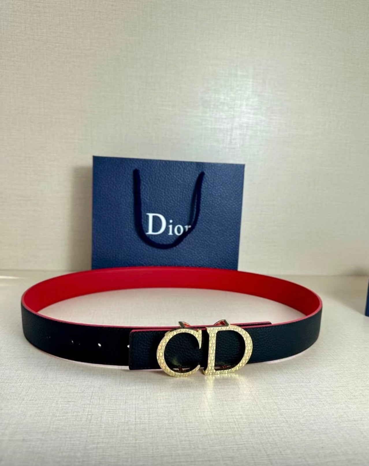 Cinturon CD, Reversible